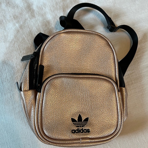 Adidas Zoe Saldana Mini Backpack
Copper Pebble (Rose Gold) w/Black-Like New